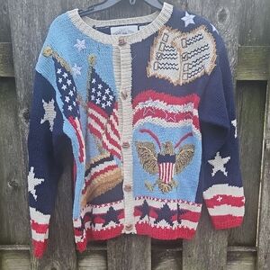 Vtg Eagle's Eye Patriotic Women's Sweater with  Flag Design Bear Sz LG